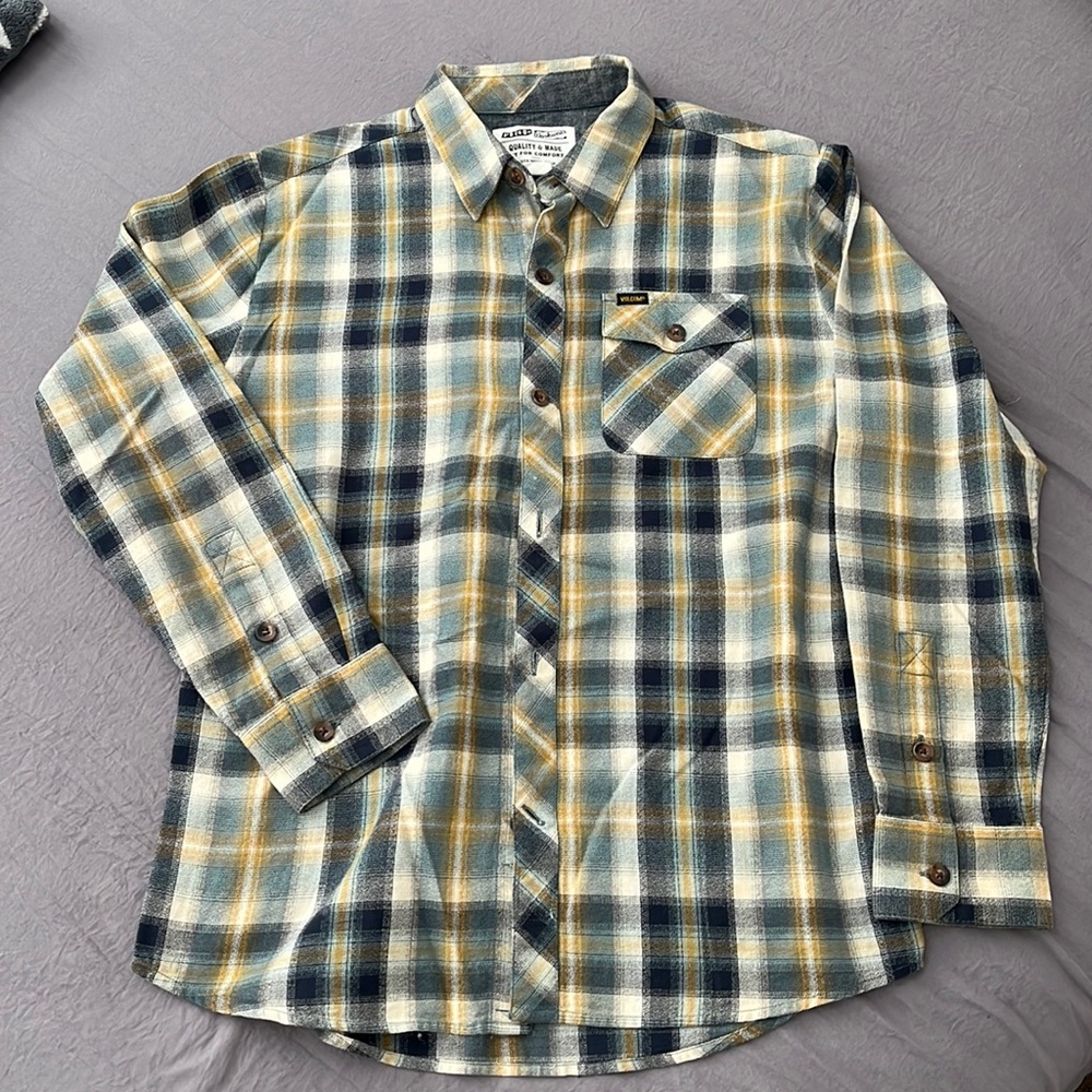 volcom long sleeve